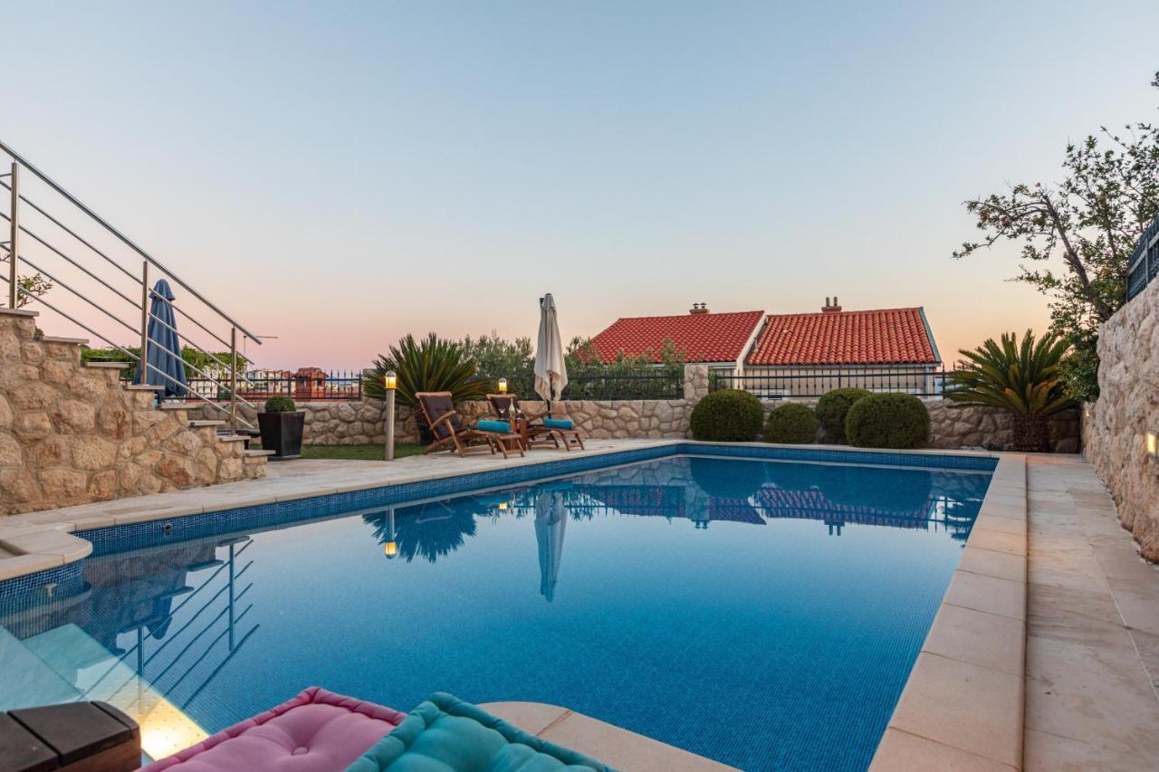 Villa Old Olive, 3Lovelyvillas 伯德古拉 外观 照片